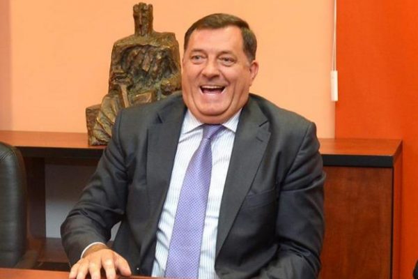 Dodik smijeh - Dodik se smije